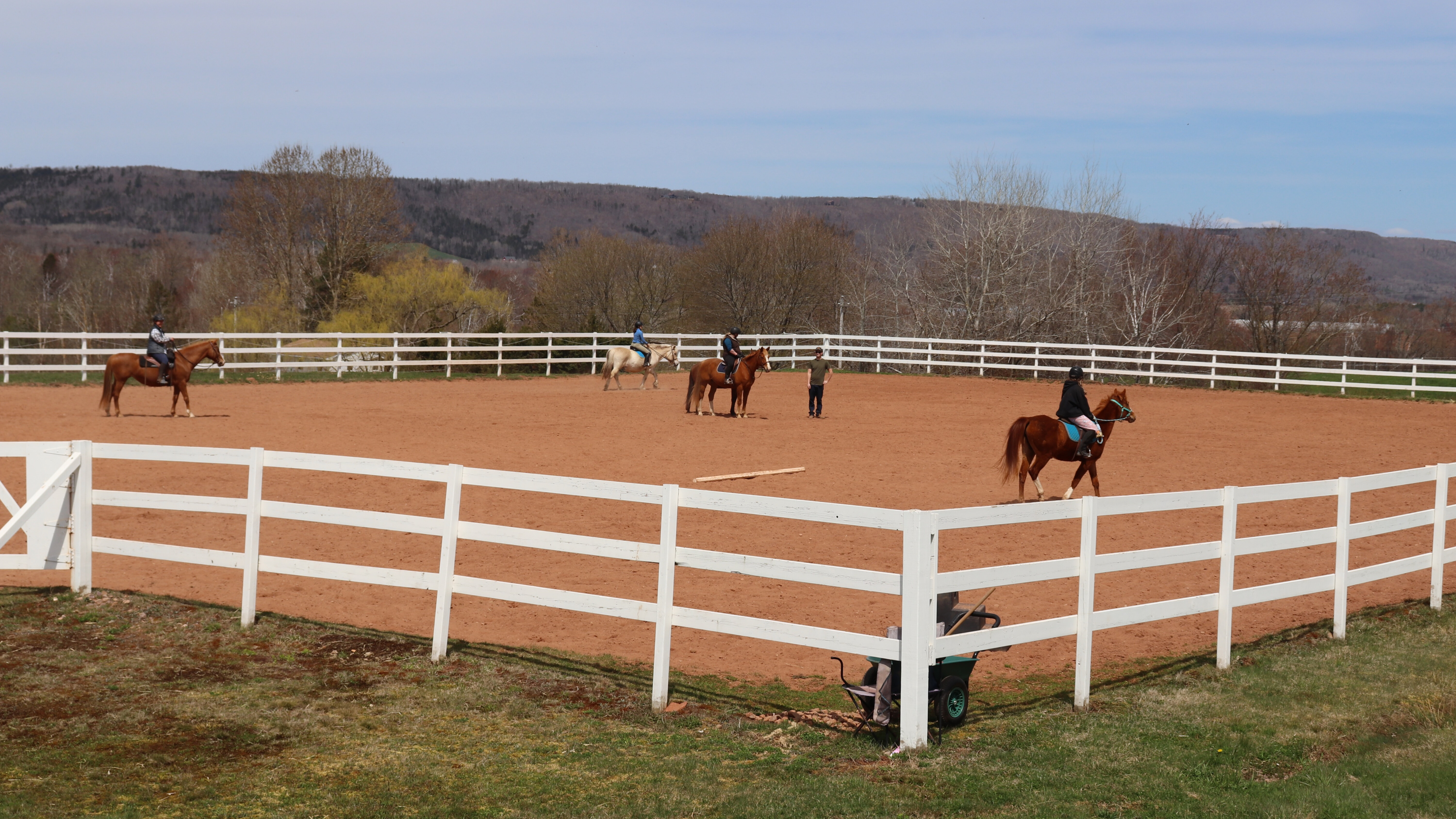 outdoor-riding-arena.jpg
